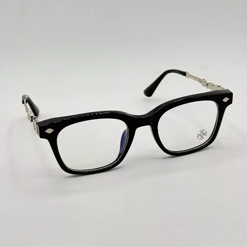 عینک مدل کروم هارتز کد 3 عینک مدل کروم هارتز کد 3