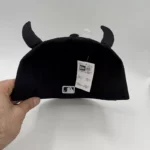 کلاه فیت بک La شاخ دار مشکی 3