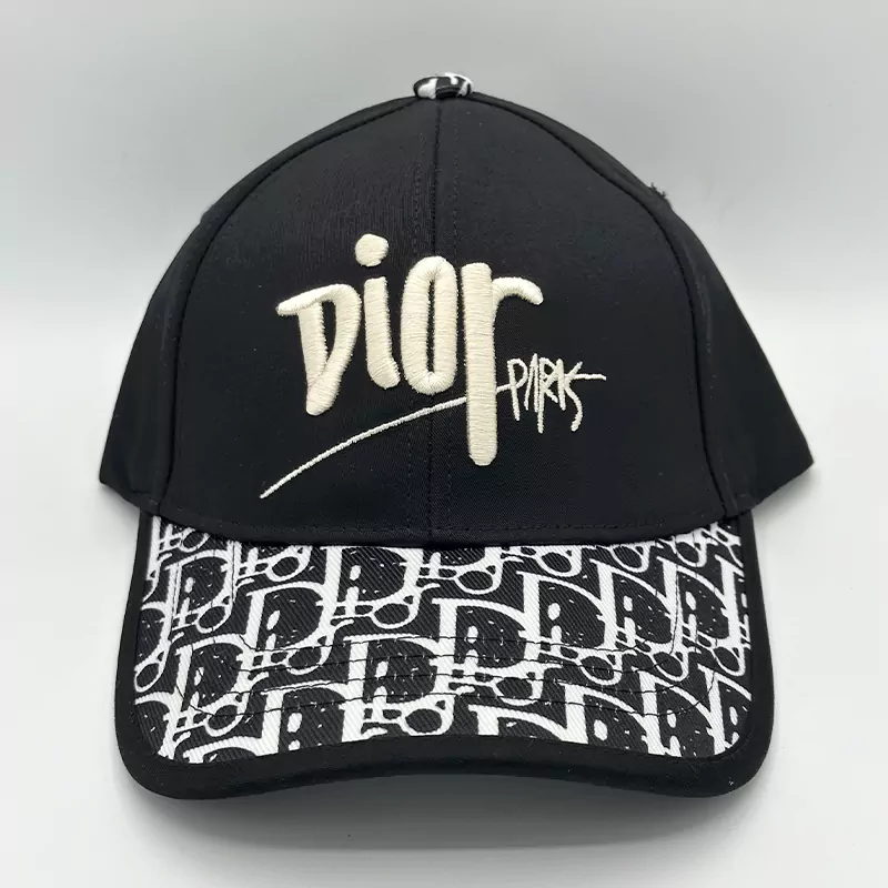 کلاه اسنپ بک نقاب گرد Dior