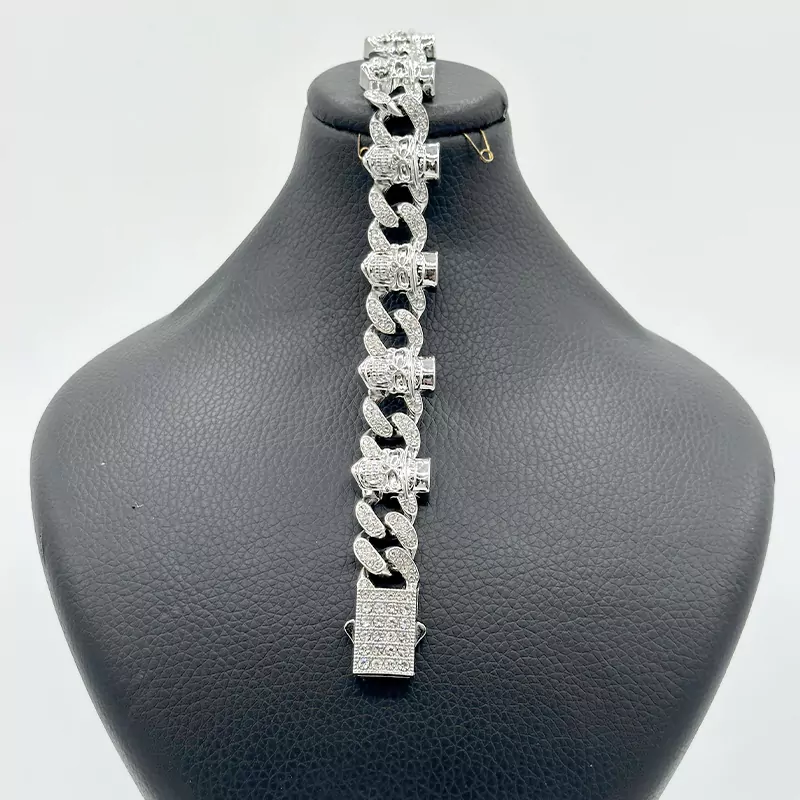 دستبند فول نگین کد 2