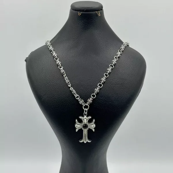 گردنبند کروم هارتز کد 9 Chrome Hearts
