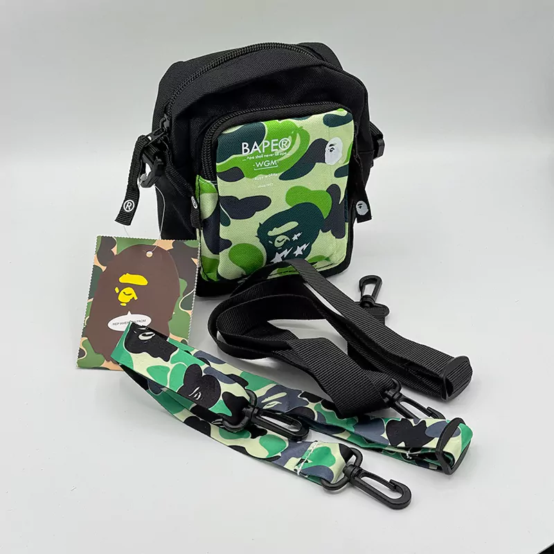 بادی بگ یا کیف بیپ Bape وارداتی سبز بادی بگ یا کیف بیپ Bape وارداتی سبز - Image 1