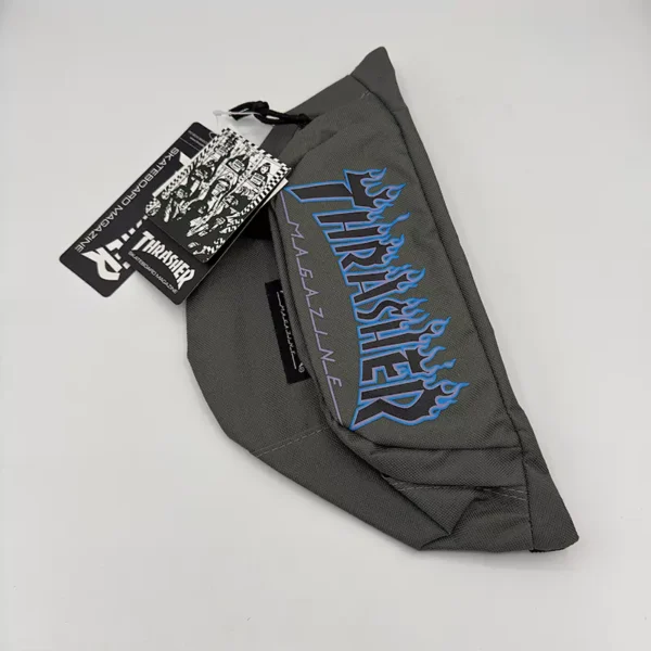بادی بگ یا کیف ترشر Thrasher مدل کج استایل طوسی