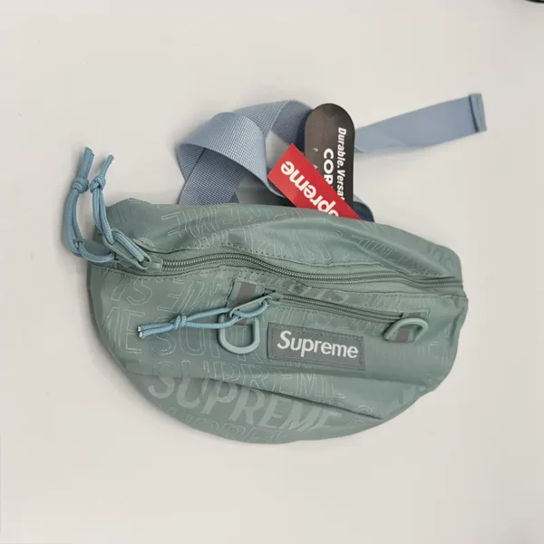 بادی بگ یا کیف سوپریم Supreme آبی آسمانی