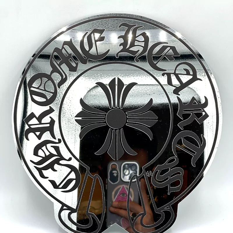 آینه کروم هارتز Chrome Hearts