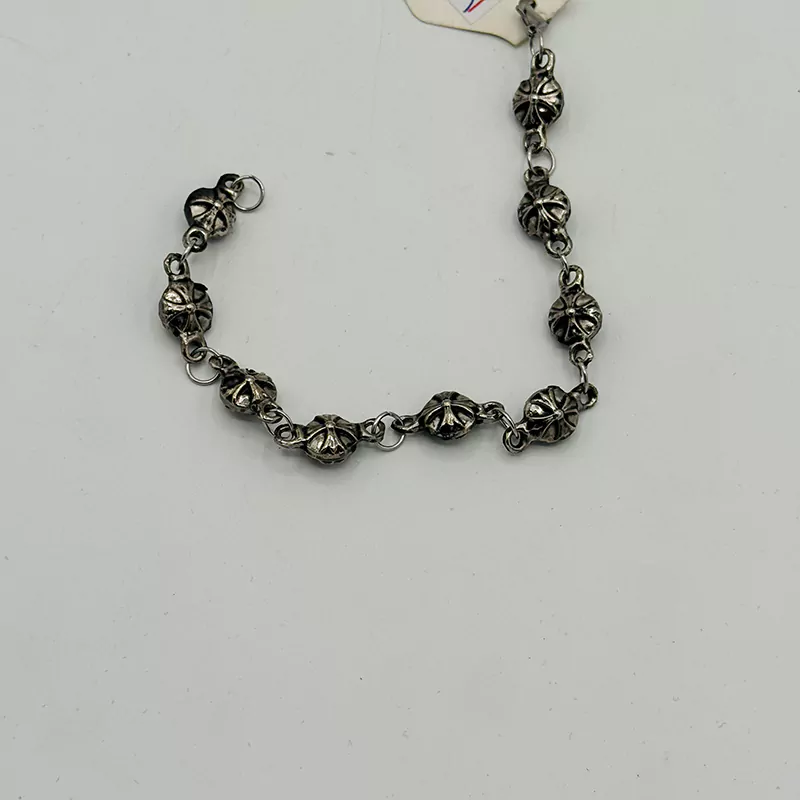 دستبند کروم هارتز Chrome Hearts کد 9 دستبند کروم هارتز Chrome Hearts کد 9
