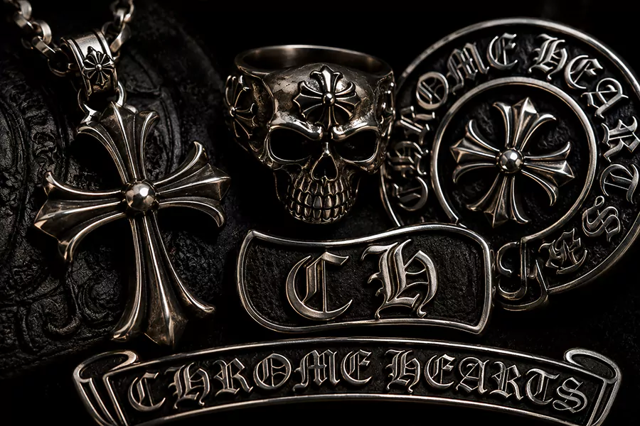 چطور ست Chrome Hearts بزنیم