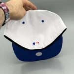 کلاه کپ فیت بک B Blue سفید 3